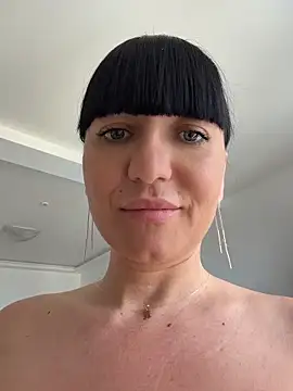 MysticCleo webcam