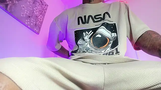 Rpoolrboy webcam