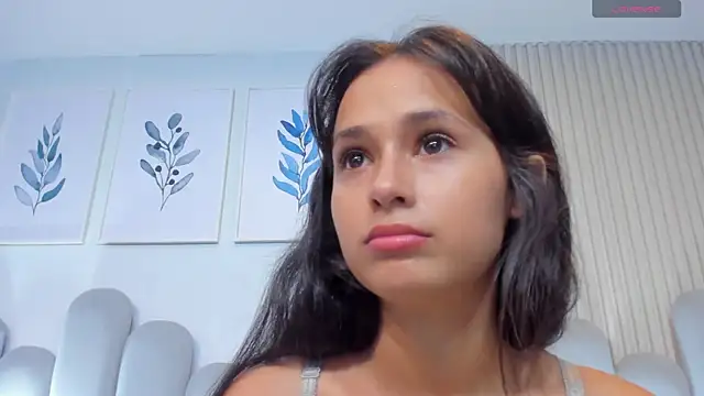 luly_dreams webcam
