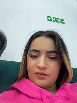 Antonella_Julieta webcam