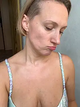 UmaTruewoman webcam