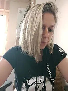 AdaJoy webcam