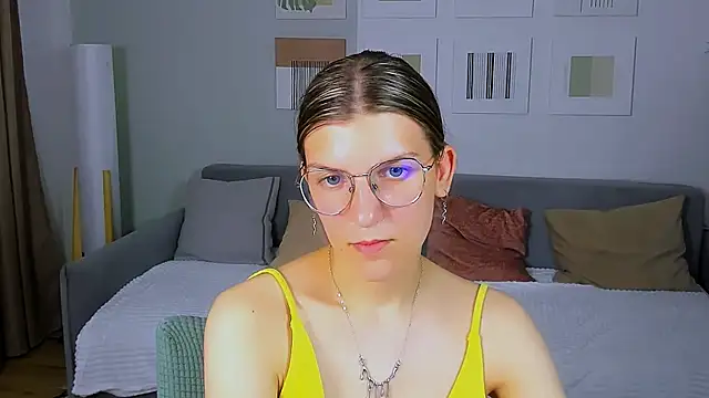 AnnaThorne webcam