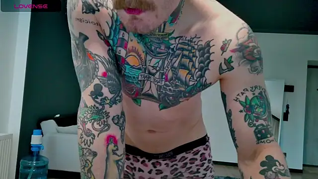 white_King9999 webcam