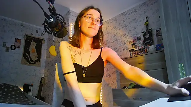 Okella - Trans webcam sex chat