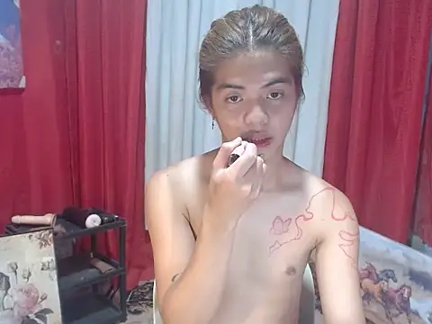 InocentTsYhannaUncut webcam