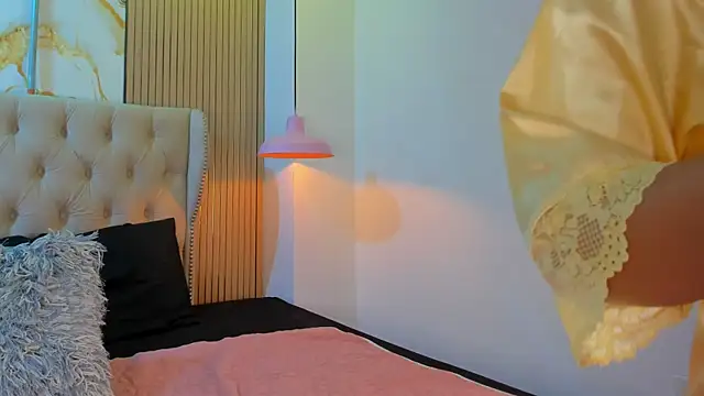 Violetaruizz webcam