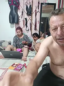 ZuriandAlex webcam