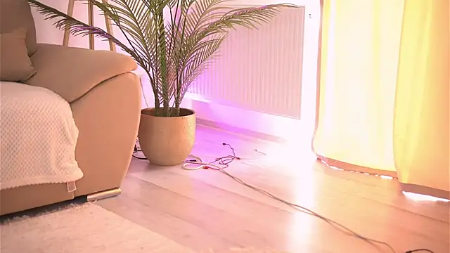 DeborahLowe webcam