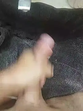 kauliaris28 live sex cam