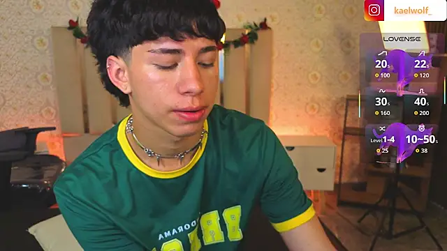 kaelwolf_tay webcam