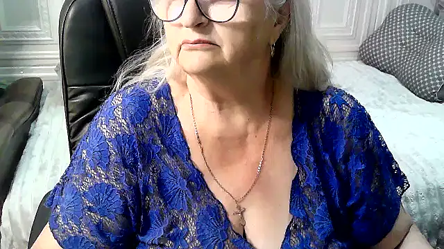 LolkaAlyss webcam