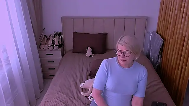 sabrinamacmarren - Sabrinamacmarren's free webcam - UK Sex Cams