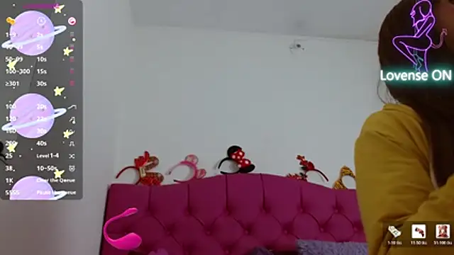 AlexaFontana webcam