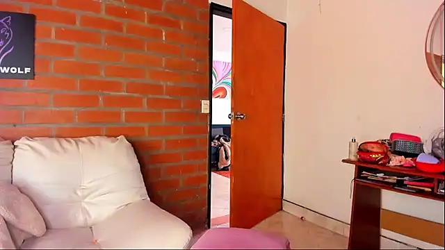 Badwolf818_ webcam