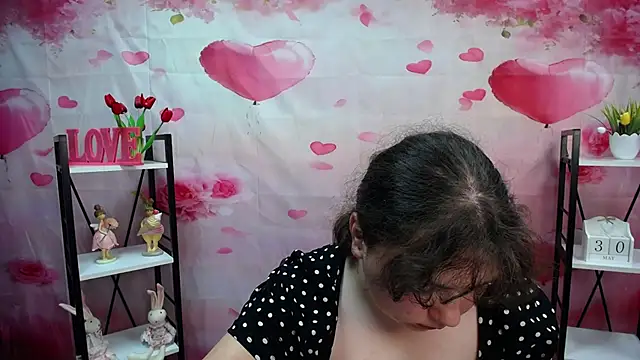 NeonilaLisova webcam