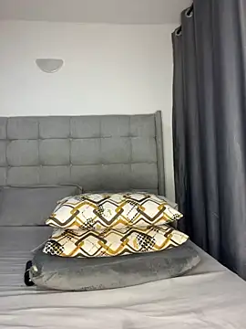 prettiepearl webcam