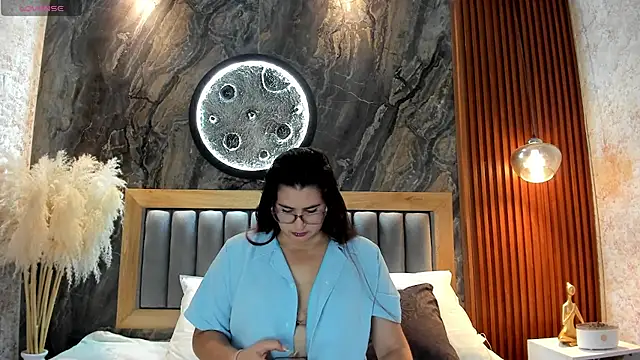 BellaPeers_ webcam