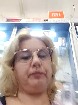 LustyyX webcam