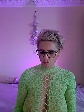 LunaBlaise webcam