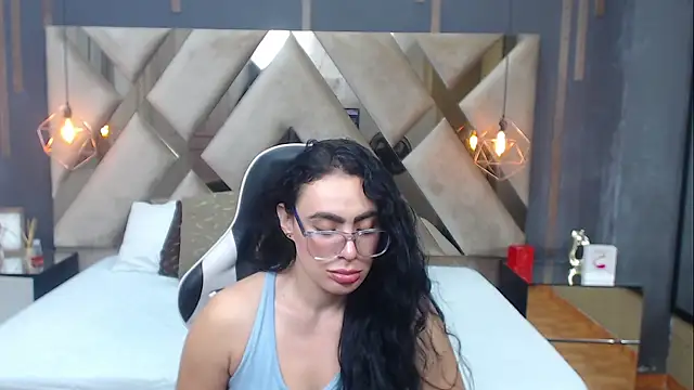 MartinaaFit webcam