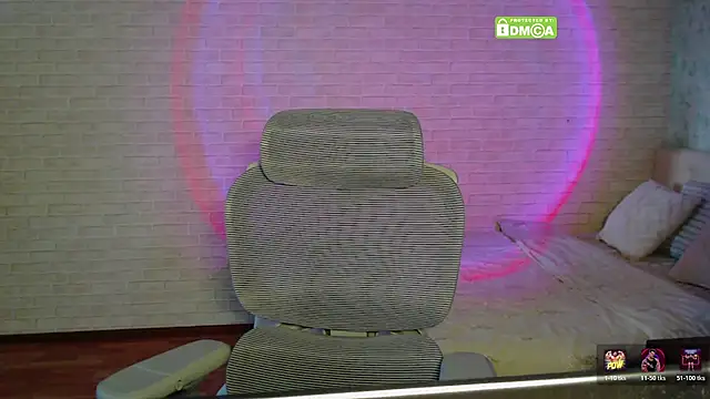 Monica_Everly webcam