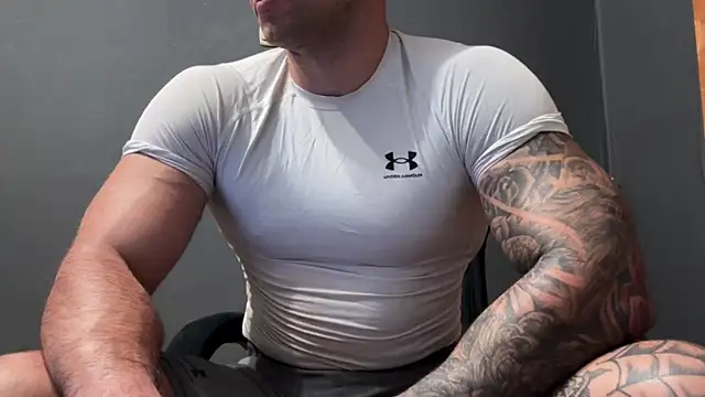Mr_YourGod webcam