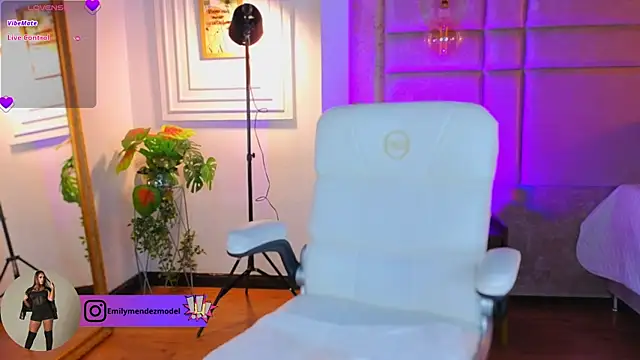 AlessiaLondon webcam