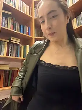 Holly_Play webcam