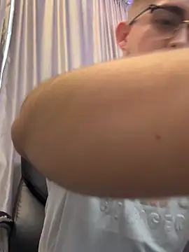 Tommas_Jhonson webcam