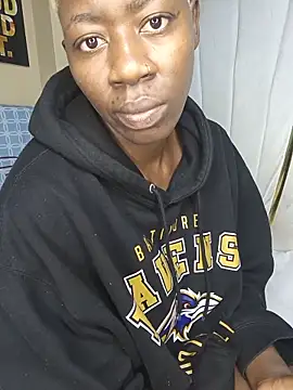SquirtQueen16 webcam