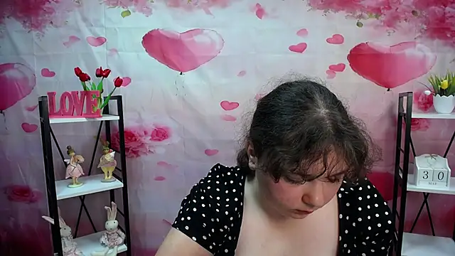 NeonilaLisova webcam