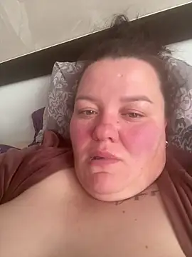 SunnyLeila2101 webcam