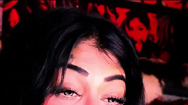 indian_dreamgirl webcam