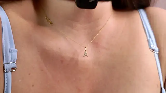 pamelajons_ webcam