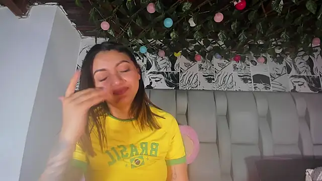 LucyRosse webcam
