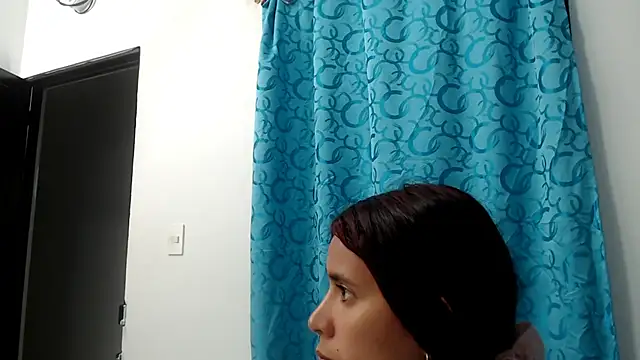 skinnyverus18 webcam