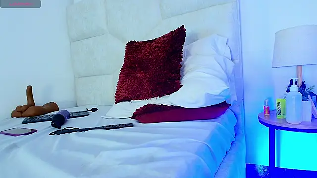 elizawiliamst webcam
