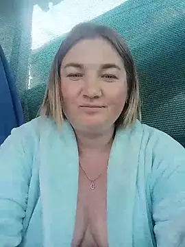 MiyaOlliver webcam