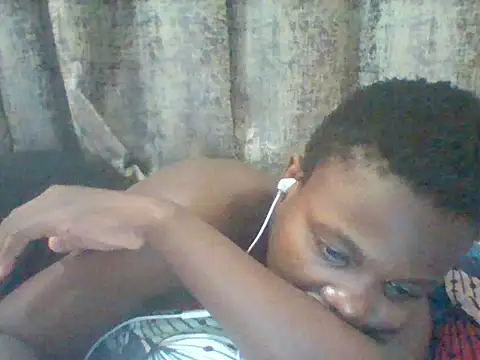 tina_2030 webcam