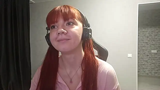 PureSanny webcam