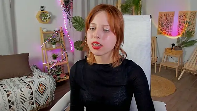 VivienneHebert webcam