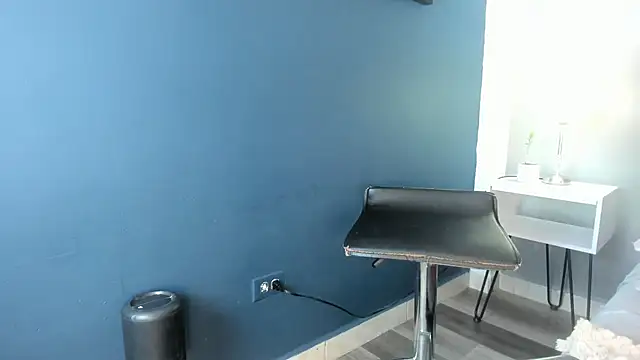Charlie___Musk webcam
