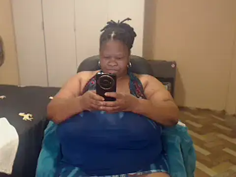 sweetnoziexx webcam