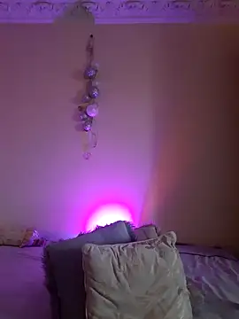 LunaBlaise webcam