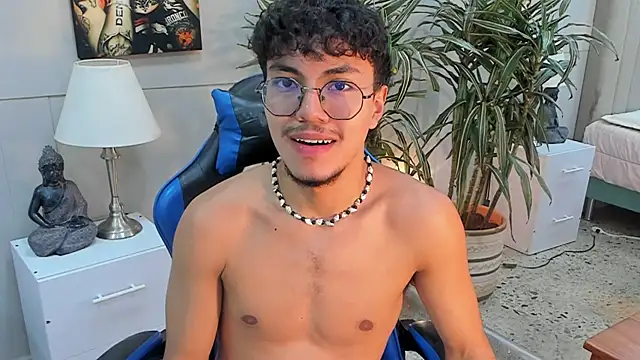 kai_storn webcam