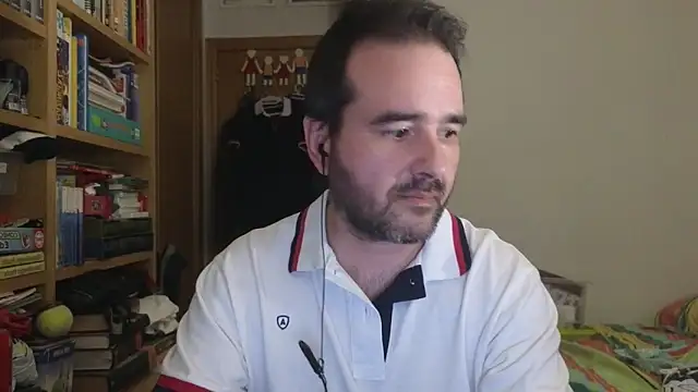 curiosillo83 webcam