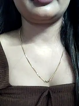 Wild-janvi webcam
