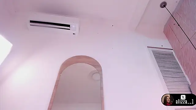 alizza_ webcam