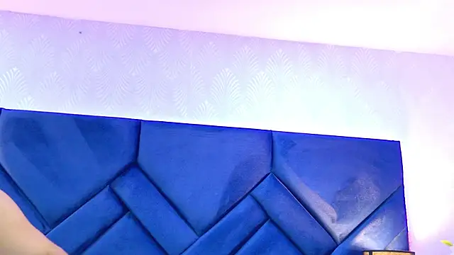 HollyOlson webcam